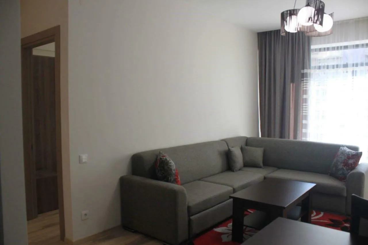 M2 Hippodrome 2, Givi Kartozia Street 10 Apartment ティビリシ